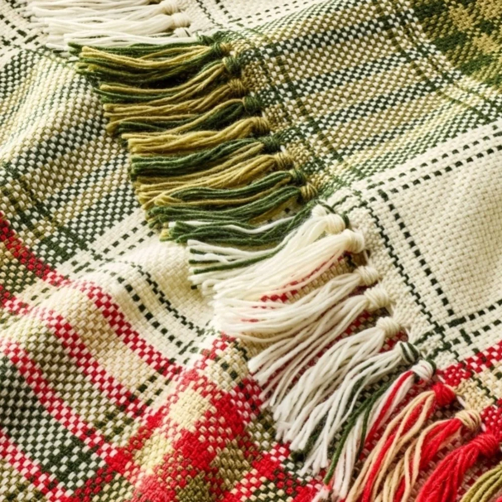 Hearth & Hand Magnolia Chunky Christmas Plaid Woven Throw Blanket
